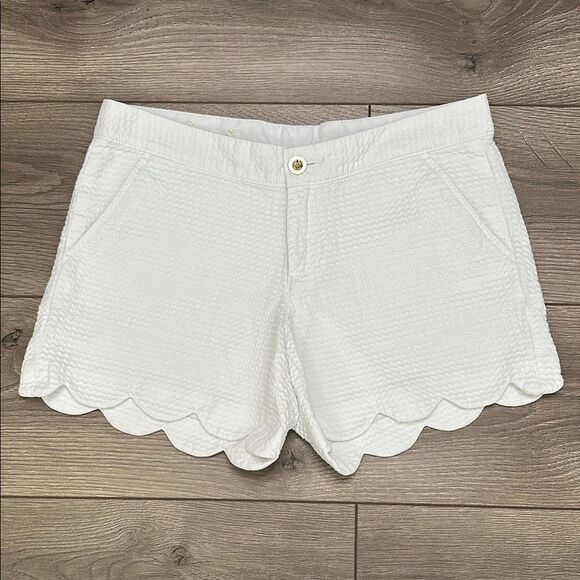 Lilly Pulitzer The Buttercup‎ Scalloped Hem White Casual Shorts Size 2 - Picture 1 of 10